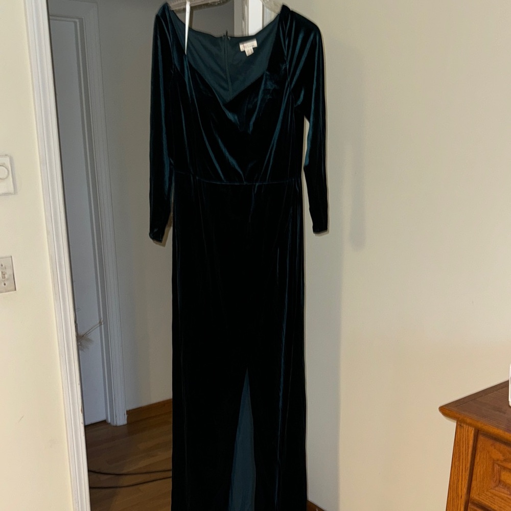 Elegant Green Velvet Dress